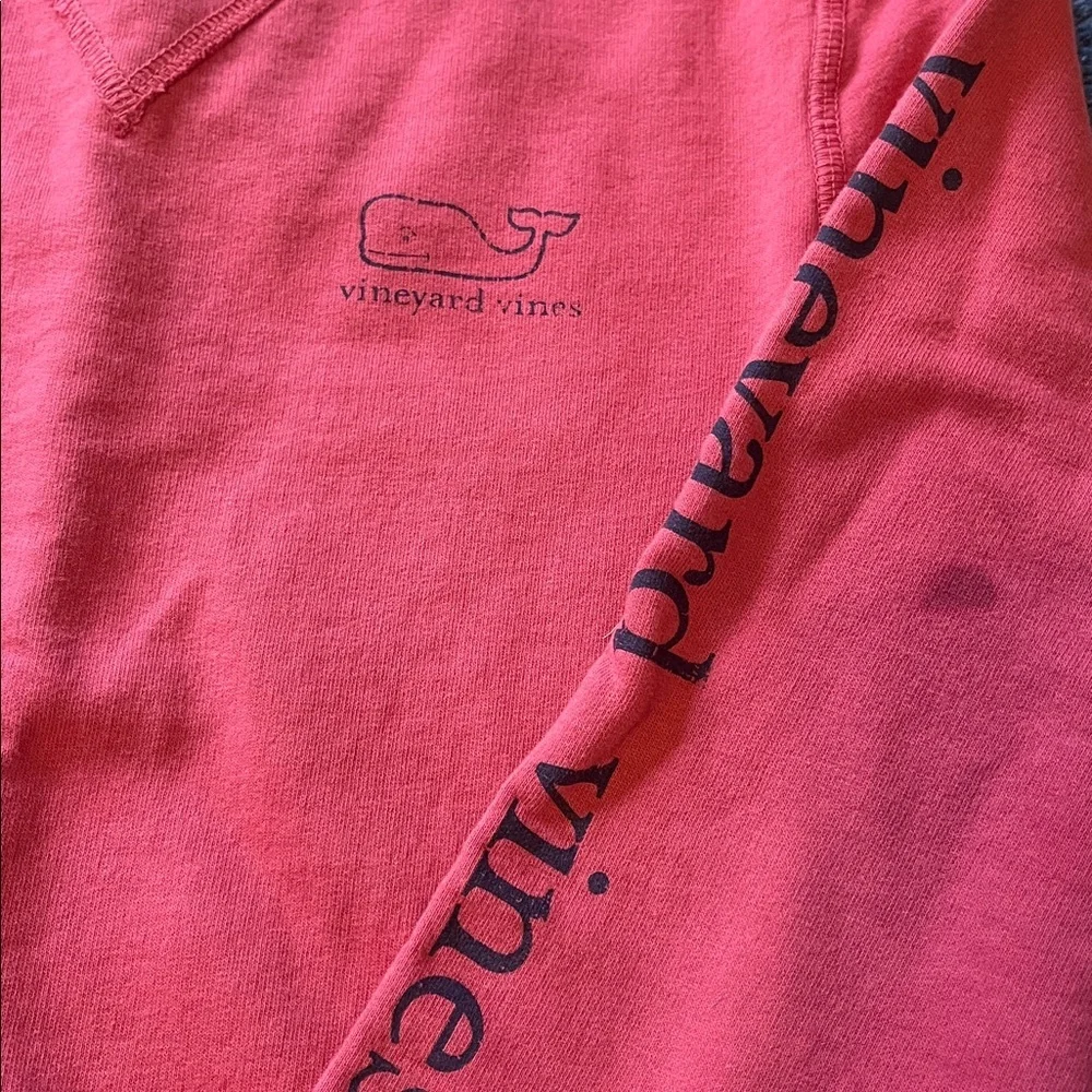 Vineyard vines sweatshirt